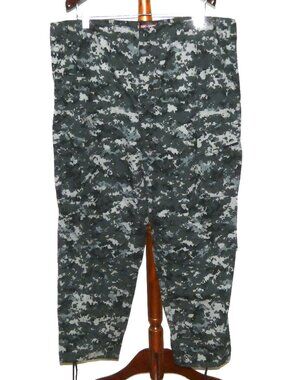 Tru Spec Tactical Cargo Pants Men's size 2XL Digital Camo Professional Grade